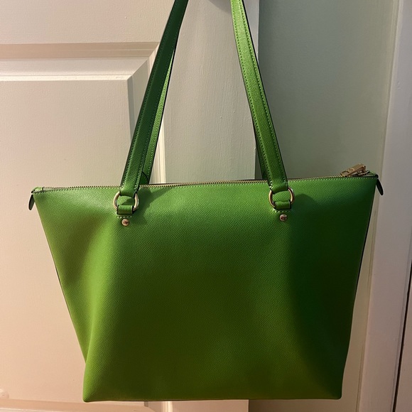 Green Coach Shoulder Bag - Picture 3 of 10